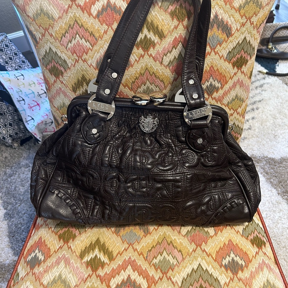 LYDC London clam shell bag